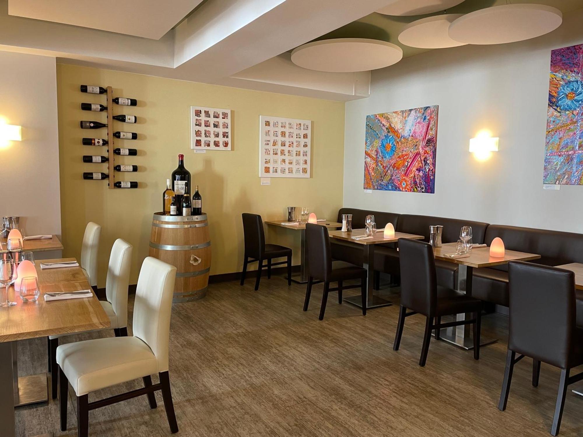 Hotel Restaurant La Boule D'Or Barbezieux-Saint-Hilaire Zewnętrze zdjęcie
